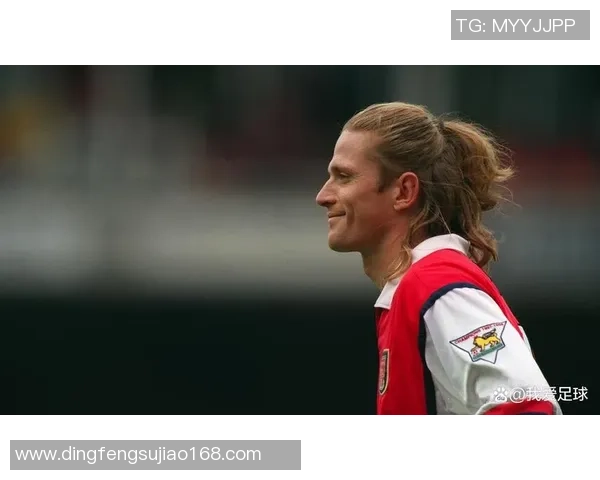 泰国足球传奇球星盘点：从他到未来的绿茵梦想